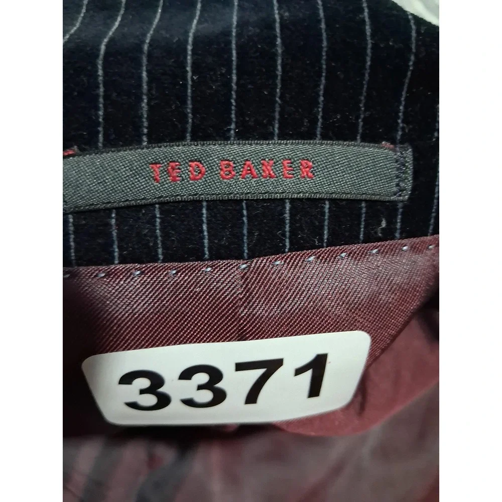 Ted Baker Endurance‎ Blk Pinstripe Mens size 40L Velour Two-Button Preppy Blazer